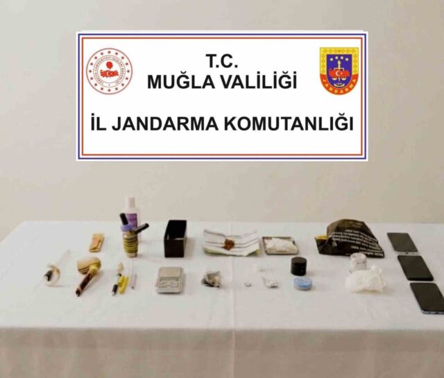 Bodrum’da 1’i eski avukat, 3 kişi tutuklandı
