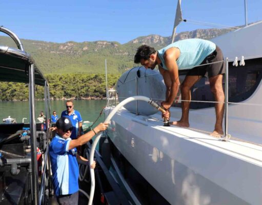 Muğla Büyükşehir ‘Mavi Vatan’ için atık alım filosunu güçlendiriyor