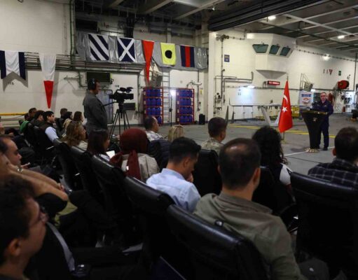 MSB Bakanlık Sözcüsü Tuğamiral Aktürk: “TCG Anadolu’dan ilk kez Dikey İnsansız Hava Aracı (DİHA) kalkışı gerçekleştirilecek”