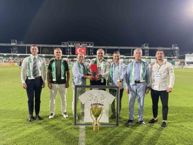 Yalıkavakspor’un Cumhurbaşkanlığı Kupası Bodrum İlçe Stadı’nda paylaşıldı
