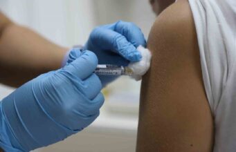 Muğla Büyükşehir’in HPV aşı desteği sürüyor