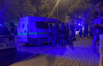 Kafeye silahlı saldırı: 2 ölü, 4 yaralı
