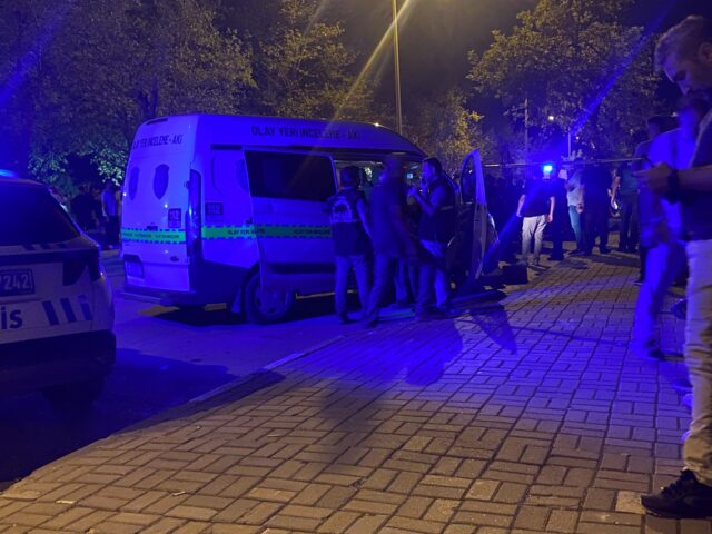 DENİZLİ'DE KAFEYE SİLAHLI SALDIRI: 2 ÖLÜ, 4 YARALI