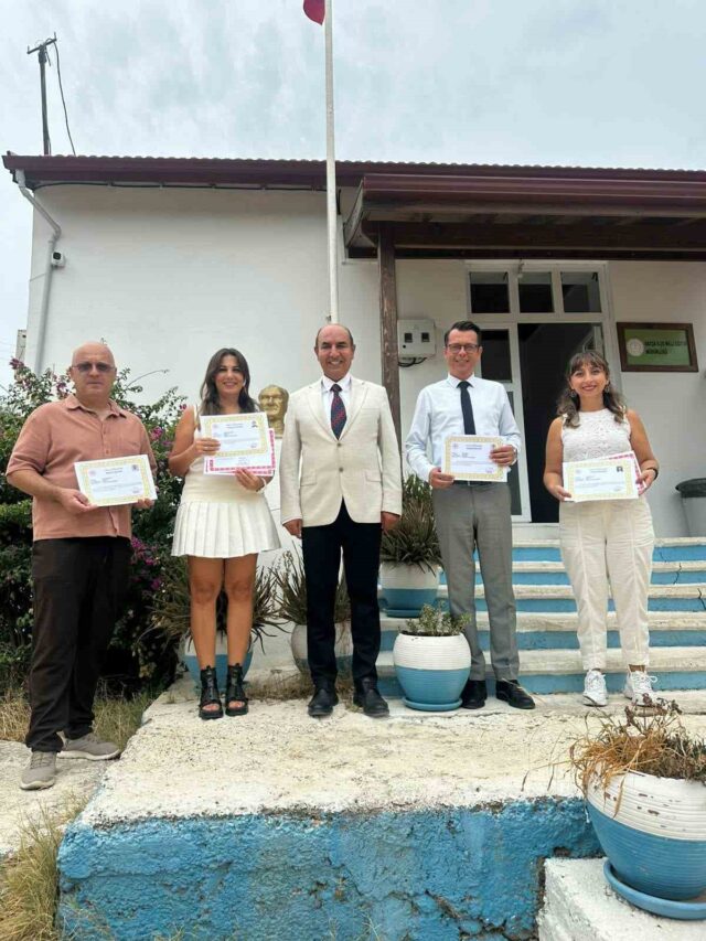 Datça’da eğitim projelerine katkı sağlayan personele teşekkür