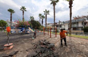 Marmaris’te parklar yenileniyor