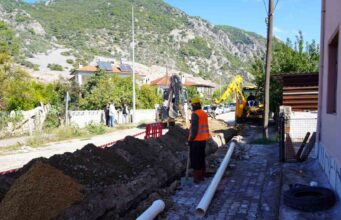 40 yıllık su isale hatları yenileniyor