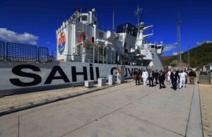Muğla Valisi Akbıyık, TCSG Umut Gemisini ziyaret etti