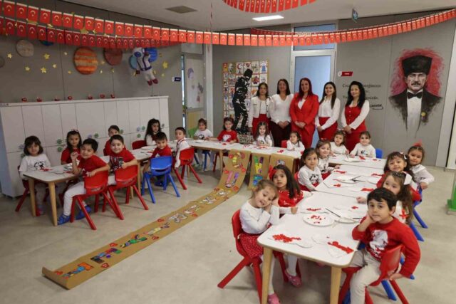 Muğla’da Cumhuriyet, çocukların hayalleriyle renklendi