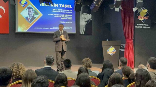 Cumhurbaşkanlığı Eğitim ve Öğretim Politikaları Kurulu Üyesi Taşel’den gençlere ’dünya ile yarışın’ mesajı