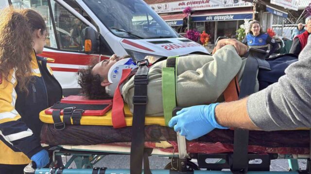 Menteşe’de otomobil ile motosiklet çarpıştı: 1 yaralı
