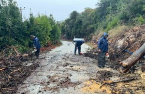 Marmaris’te sağanak sonrası belediye ekiplerinden müdahale